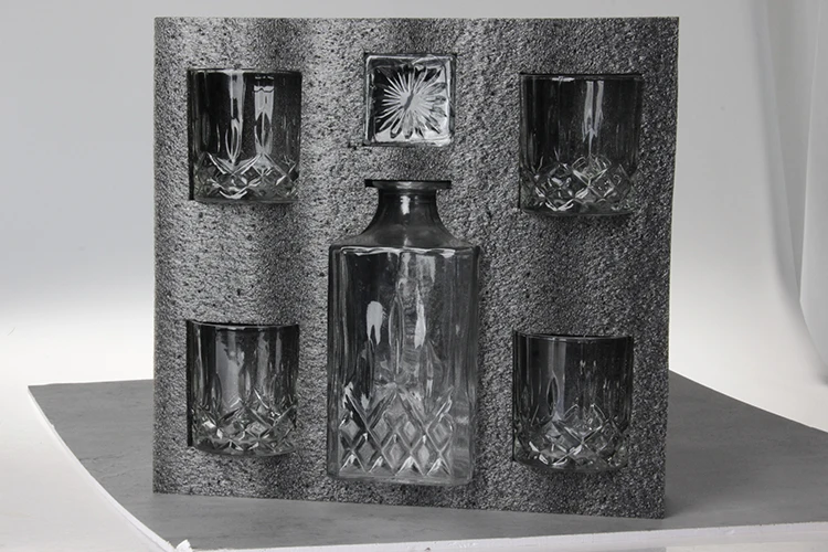 29 oz premium crystal vertical stripe vodka liquor whiskey decanter with glass stopper