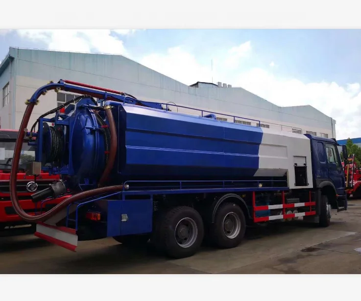 high-pressure sewer flushing vehicle