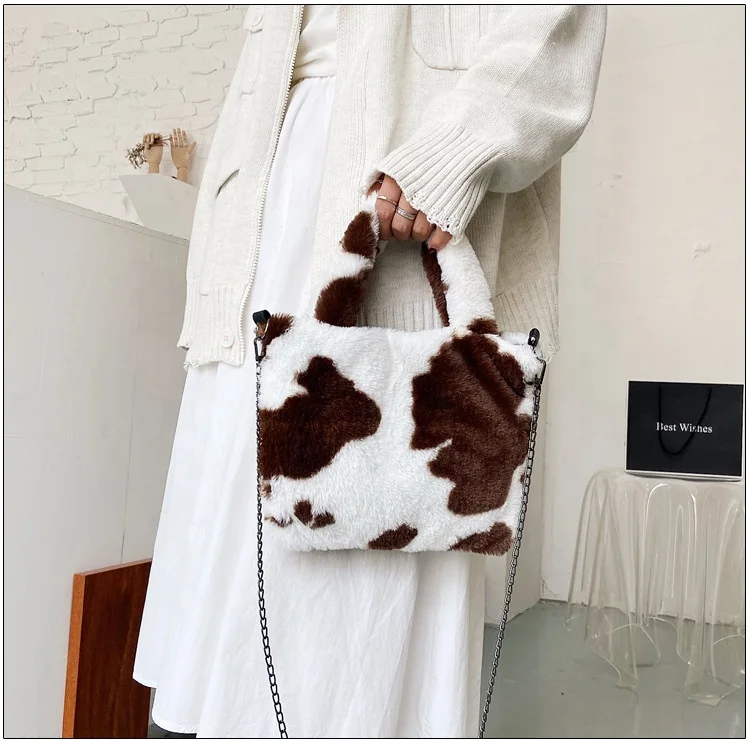 Cow printing small fuzzy tote bags for girls like soft cloud furry purses and handbags with chains fur women hand bags