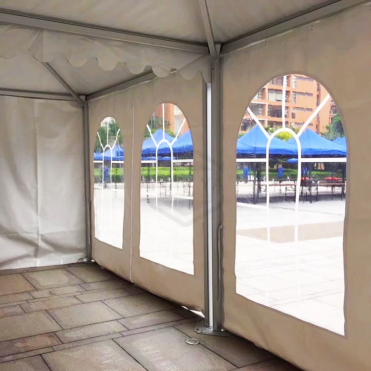 Подвижная белая уличная палатка-пагода на крыше