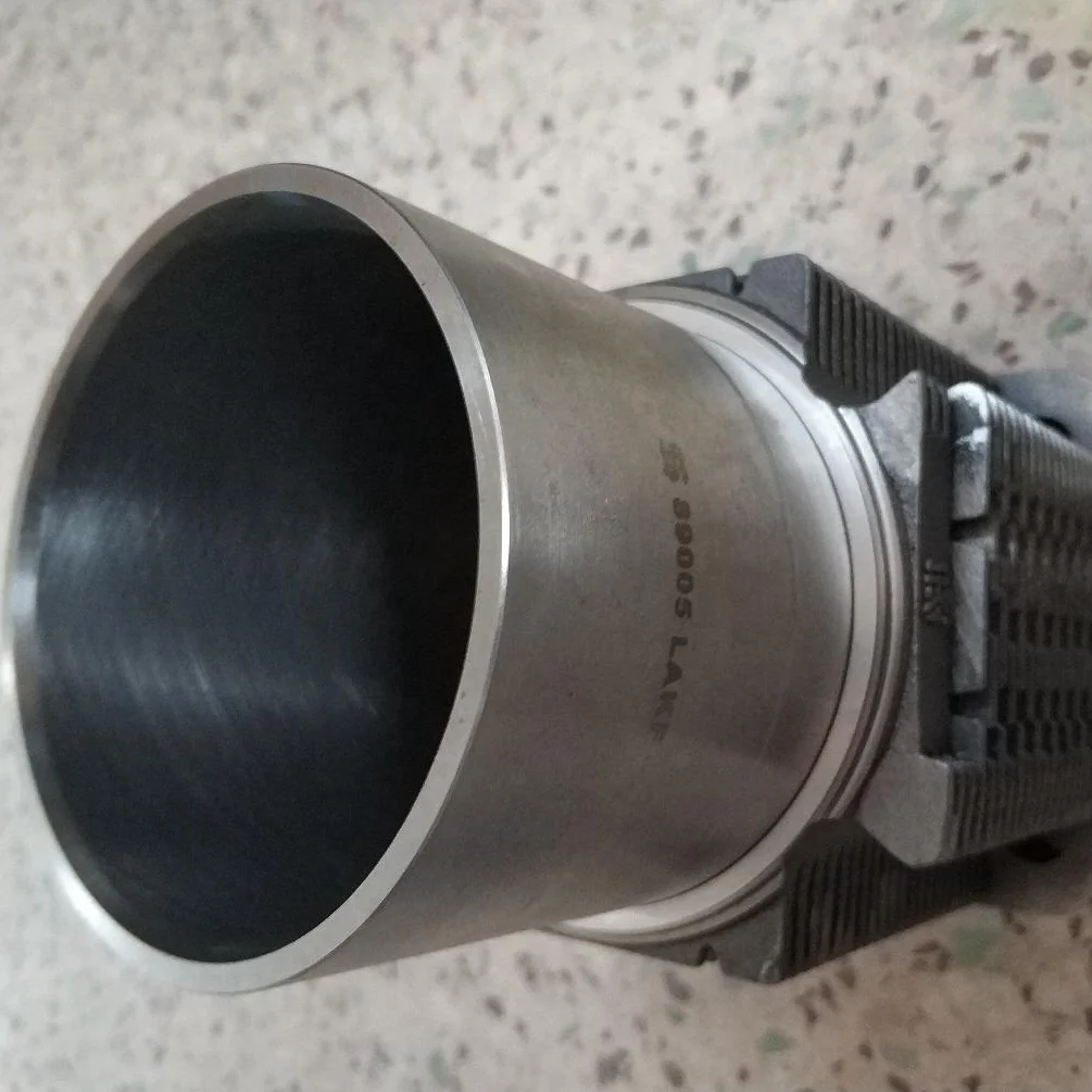 Original engine parts cylinder liner 04157756 04157403 89005110 for deutz 912