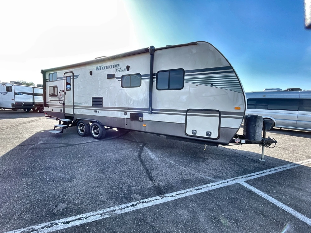 Solar Flexible CIGS Panels Off Grid Battery Camper Trailers Van Adhesive Vehicle Car Solar Trailer Energy System