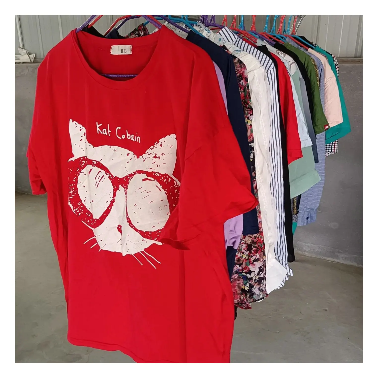 Bulk Wholesale Used Woman Clothes Second hand Lady T Shirt Skirt Blouse Underwear Mixed Apparel Korea