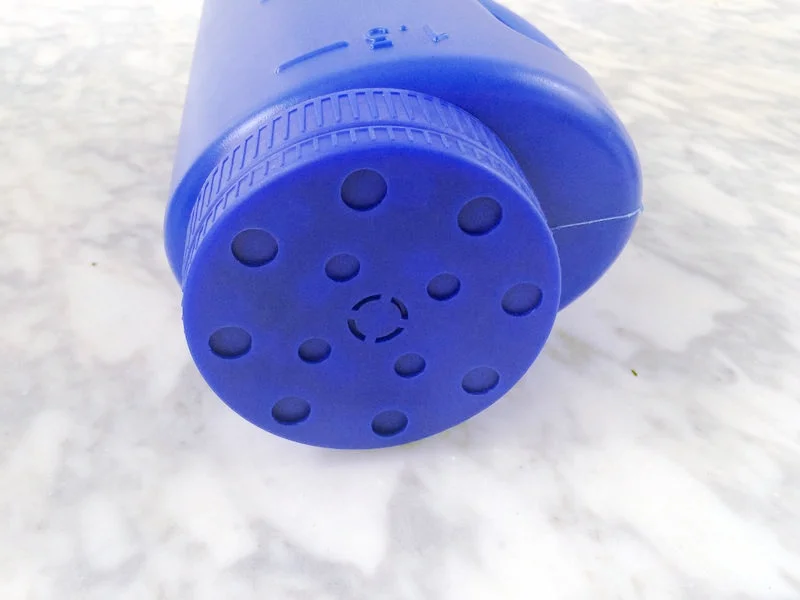 
2000ml Hand salt and seed spreader 