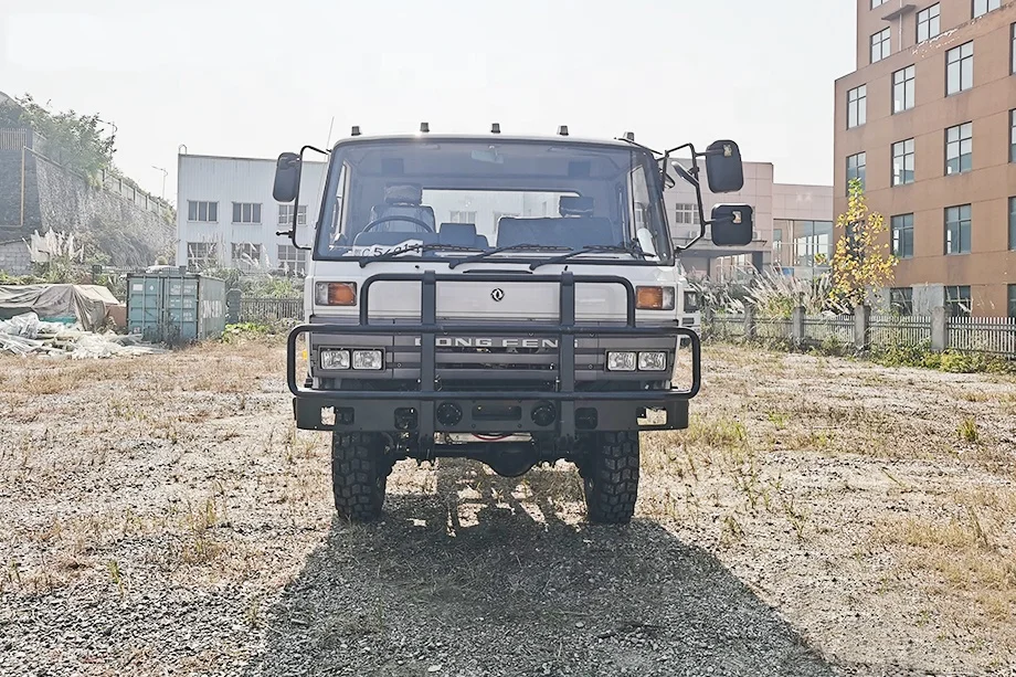 Brand new 4x4  truck all wheel drive off road cargo truck chassis truck