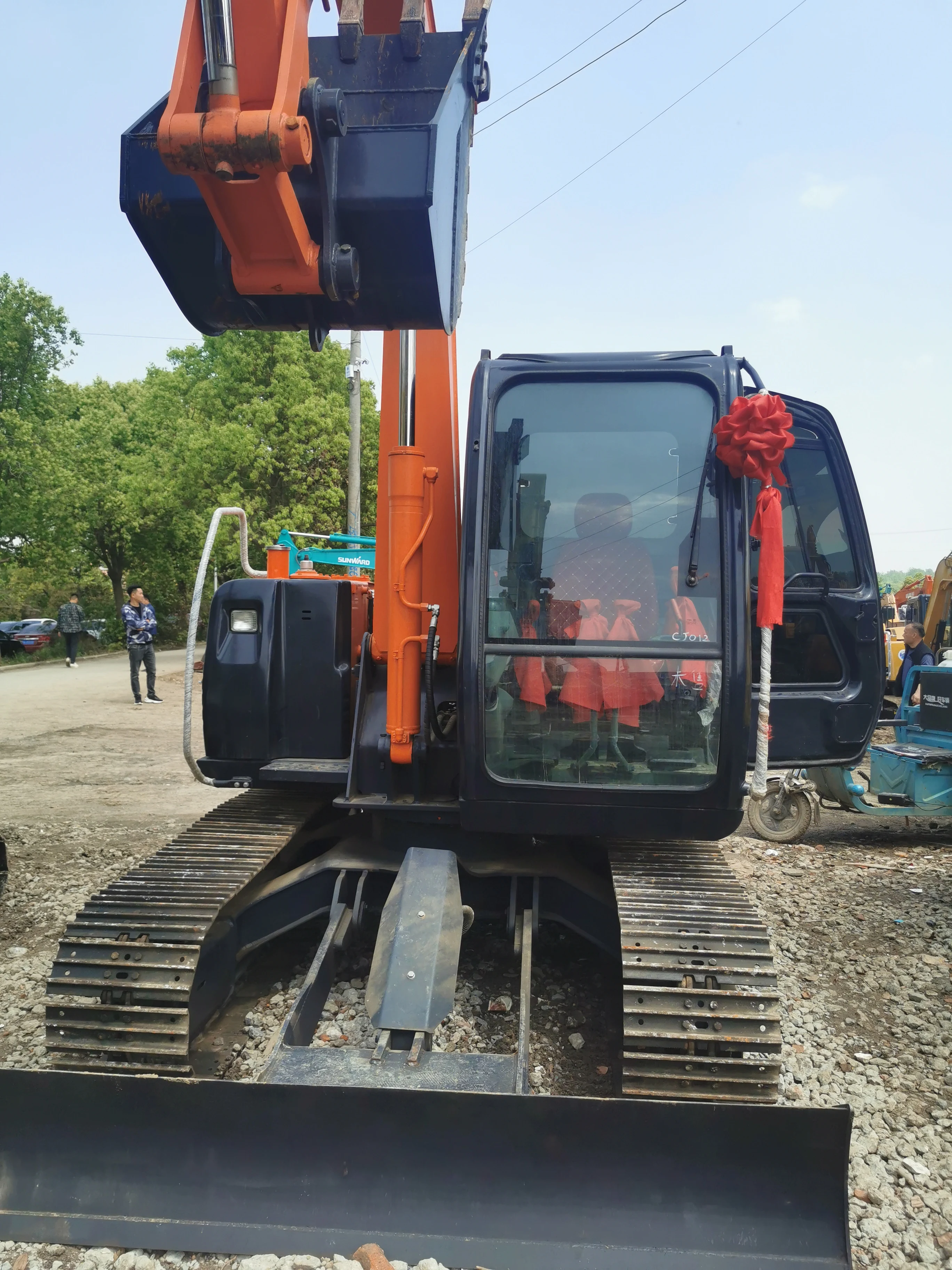 Экскаватор Komatsu ZAXIS 70 7 тонн