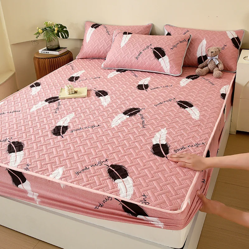 Hot Sale Printed Waterproof Mattress Mattress Bed Bug Protector Quilted Microfiber Fabric Fitted Sheet With Deep Pocket
