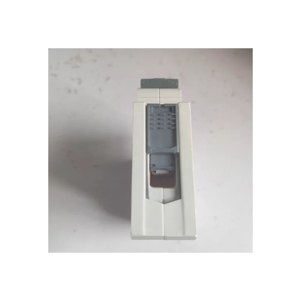 NEW and ORIGINAL SIE-MENS 	5SL series microbreak products 	5SL4306-8CC