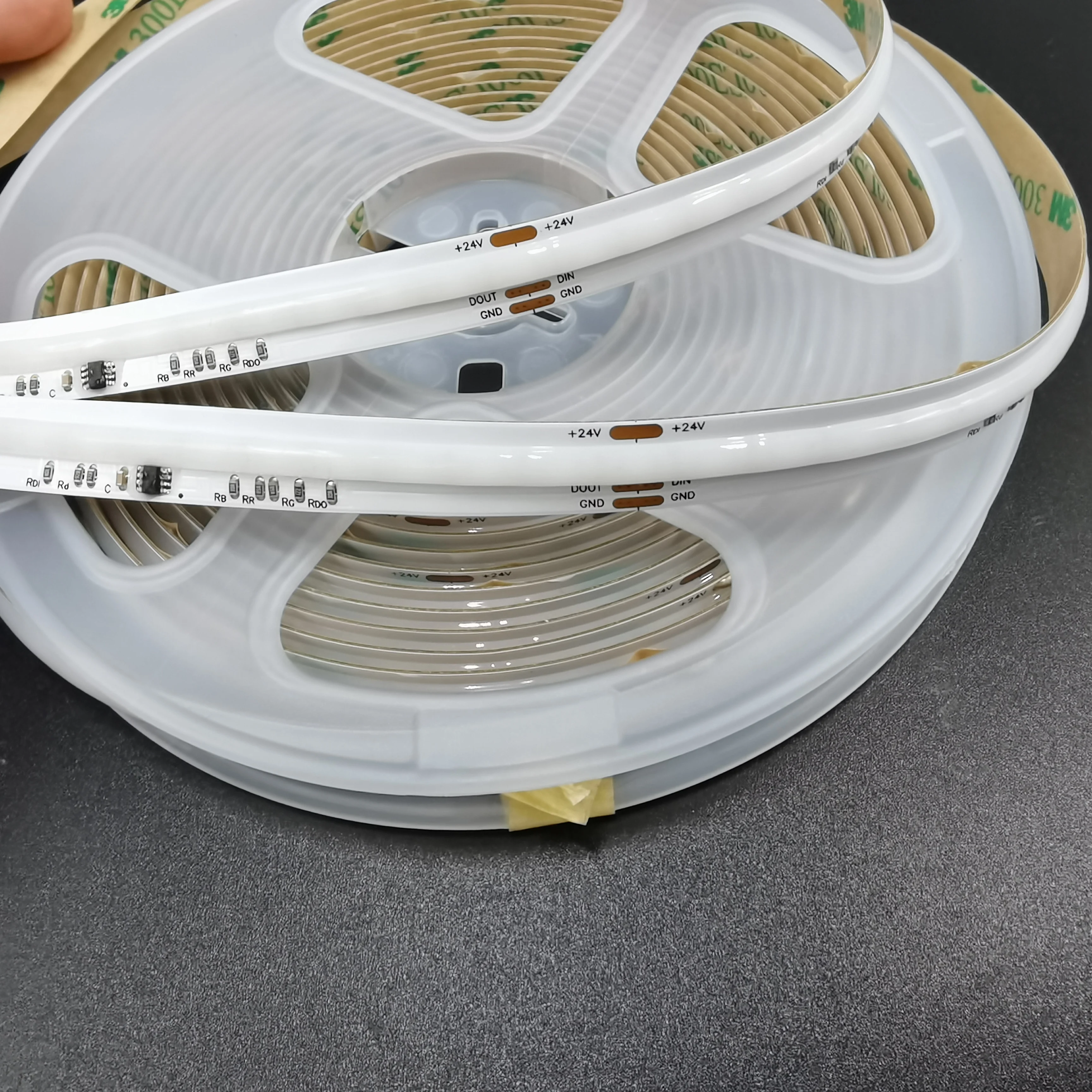 2023 New digital 24v programmable COB RGB with IC use with mobile led strip lights