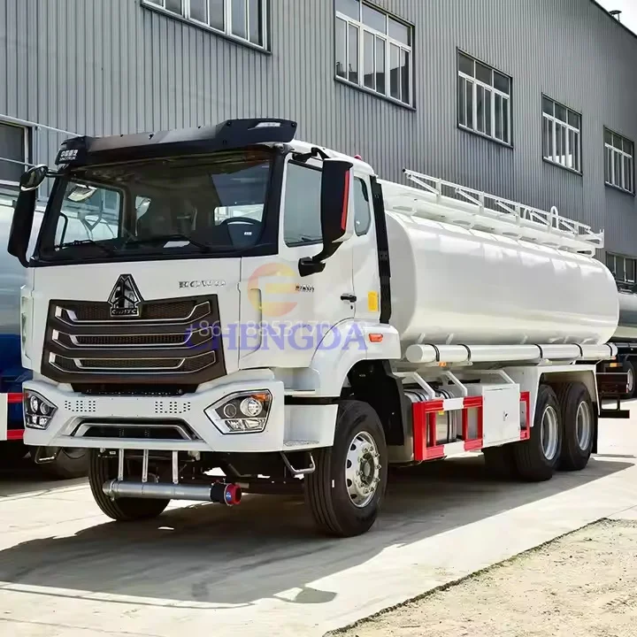 China New Used 6*4 Diesel Sinotruk Howo NX Hohan 20000L Liters 20 25 M3 CBM Capacity Oil Tanker Trucks Fuel Tank Truck Price