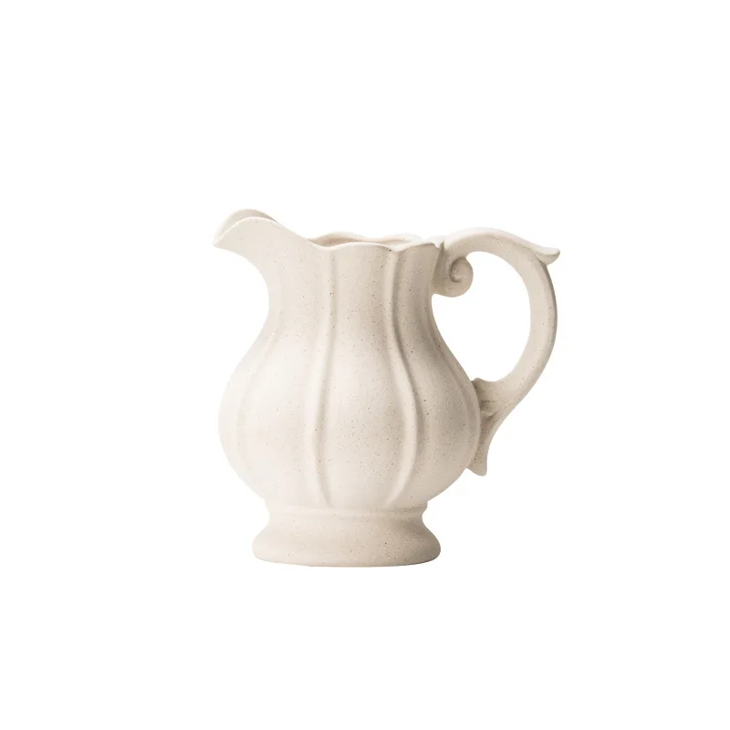 New Design Ceramic Beige Vase Nordic Decor Table Ornament Kettle Jug Flower Vase Handmade Ceramic Clay Floral Vase