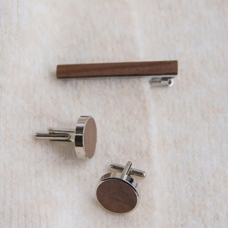 Walnut Box Wooden Gift Set with Tie Clip and cuff-link Engravable Name Laser