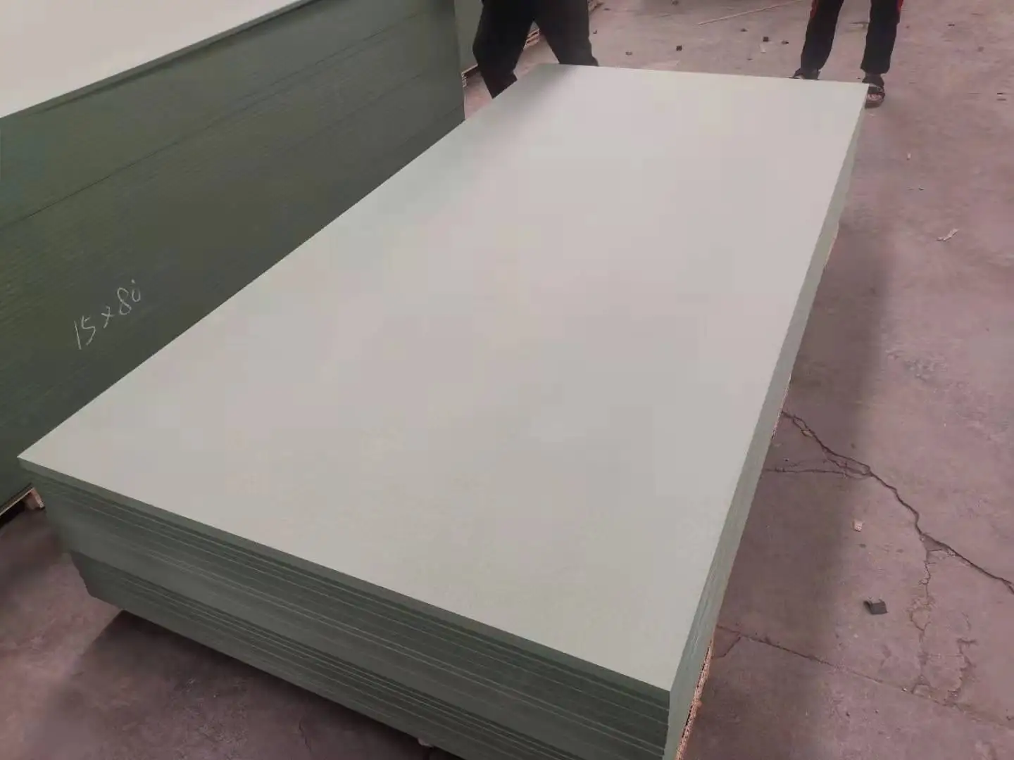 4mm 6mm 9mm 12mm Waterproof Green Hmr Mdf Board