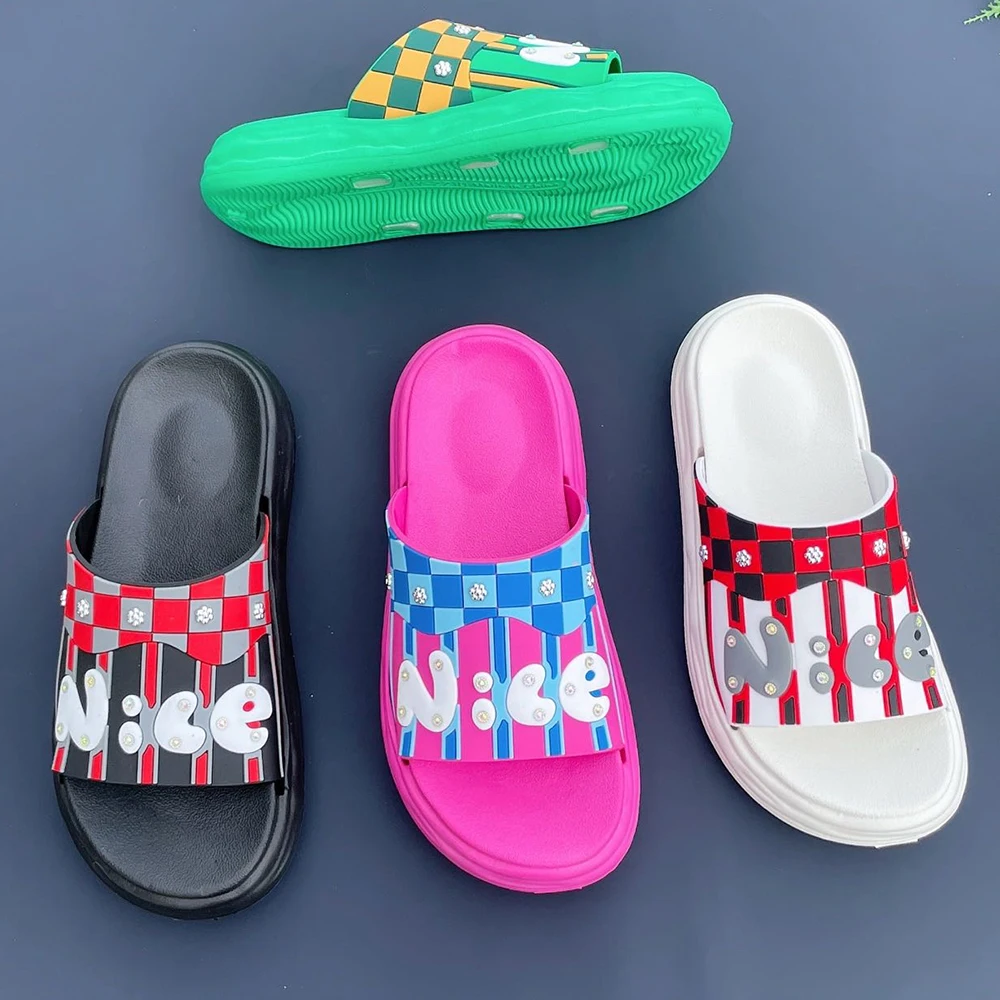 Low Price High Quality Women Nude Beach Walk Beach Nude Open Toe Slide Slipper For Ladies