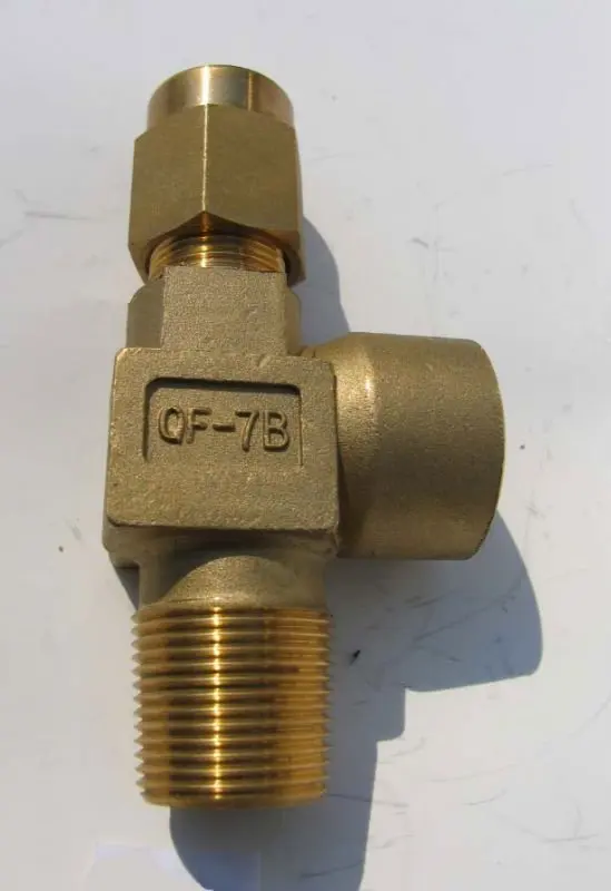 Needle type oxygen nitrogen air gas tank valve QF-7 inlet PZ27.8 outlet G5/8 made in brass