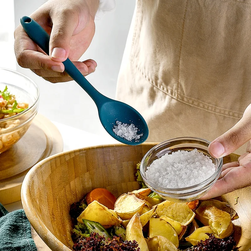 Customized Silicone Mixing Spoon Kitchen Gadgets Utensil Soup Spoons for Eating Salad Stirring Cooking Spoon