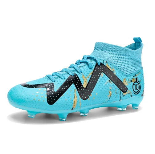 Футбольные кроссовки