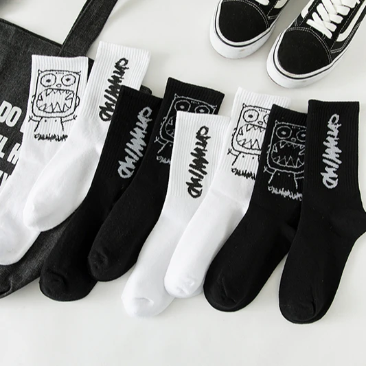 High Quality Knitted Customize Personalized Logo Cotton Crew Socks for Girls