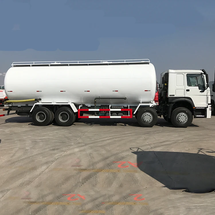 Howo 8*4 30cbm Bulk cement transport