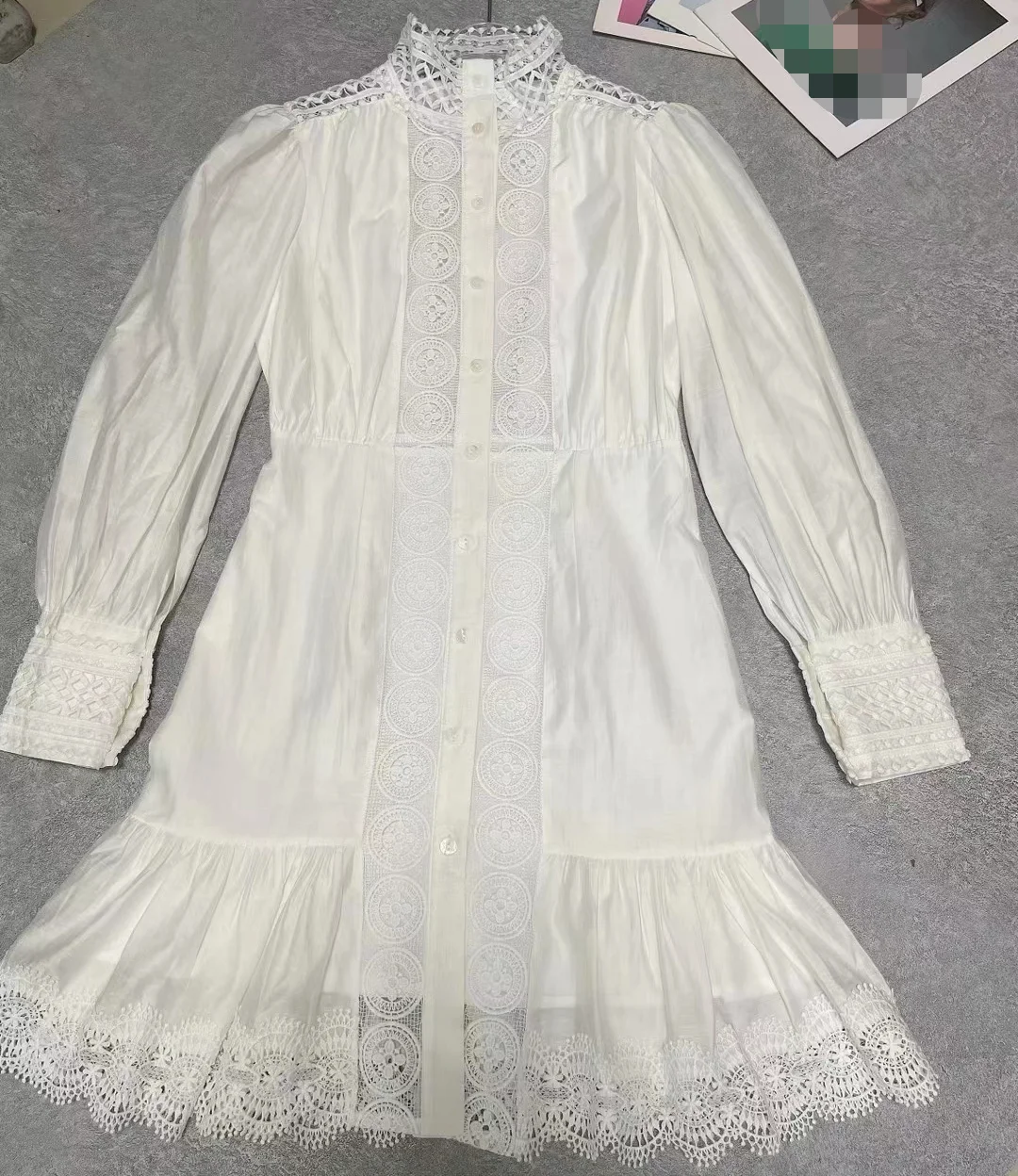 French Elegant Simple Embroidery Style 2024 Summer New Style Stand-up Collar Lantern Sleeve High Waist Short Ruffle Dress