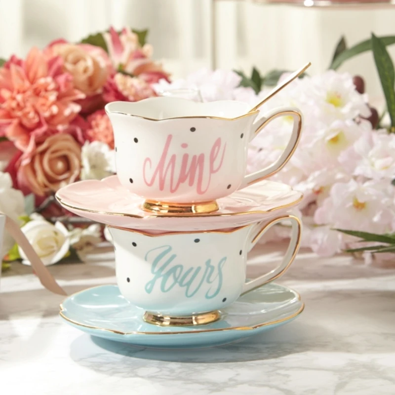 Hot Selling Porcelain Tea Cup Set Wedding Gift Coffee Cups and Saucers
