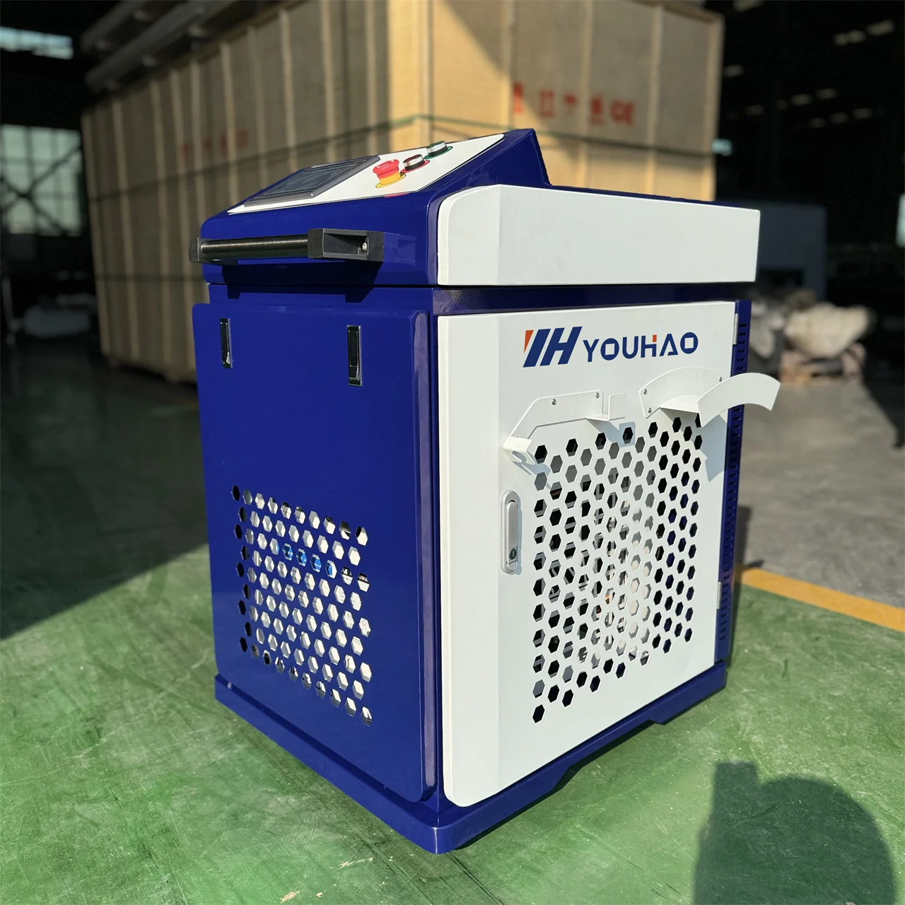 Multifunctional automatic 3000w Wholesale Laser welding Gun 3In1 Machine For Metal Welding And Cutting And Rust Removal 2KW 3kw