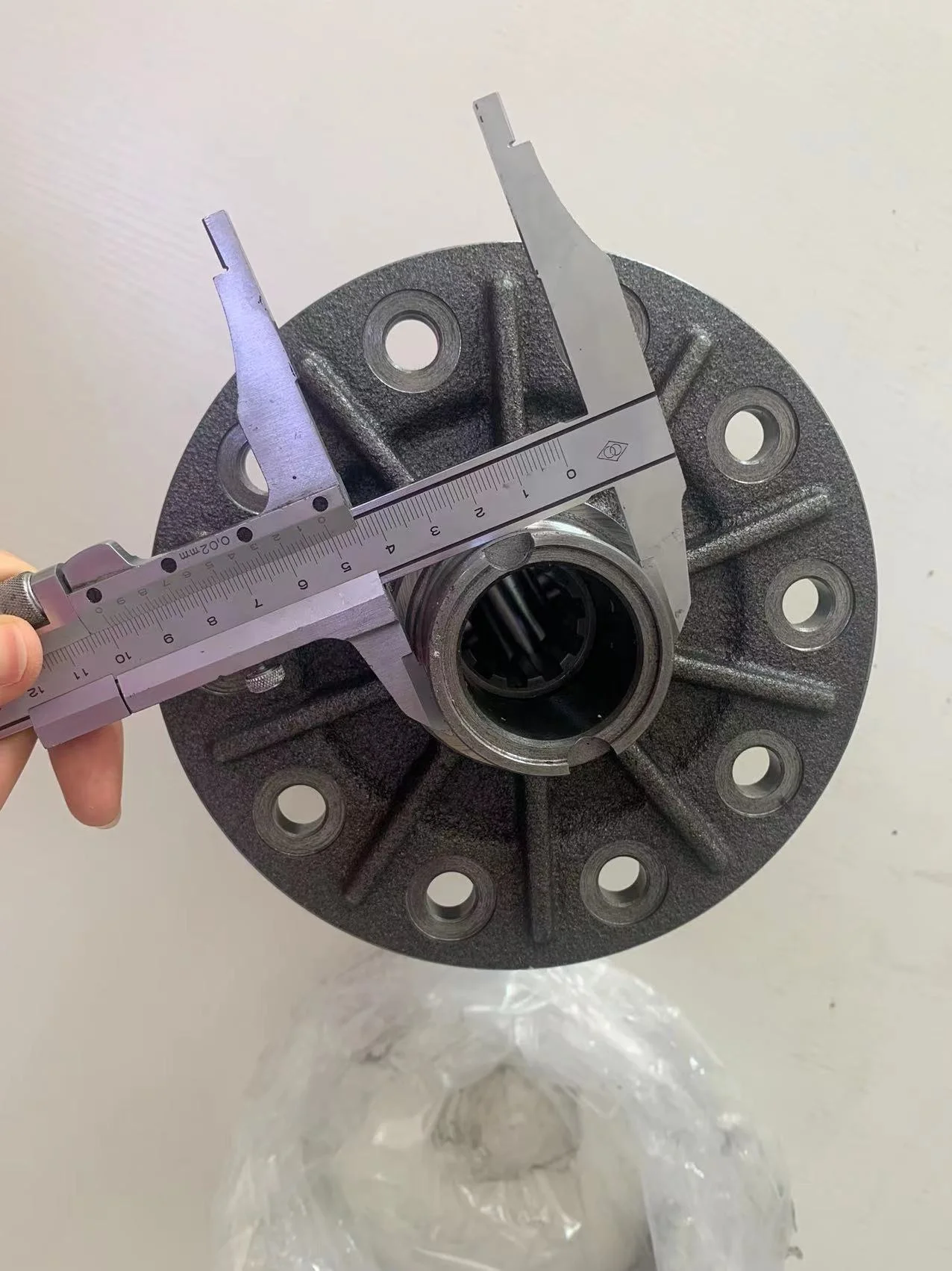 YSD Manufacture Rear Axle Differential UAZ Timken, Spicer UAZ-Patriot, Hunter,UAZ 316000240301110