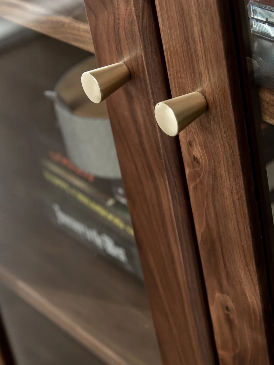 Modern minimalist design style solid color can be combined with custom bedroom storage cabinet solid wood bookcase