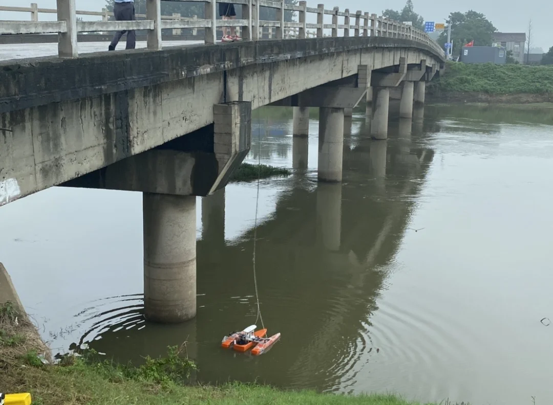 Trimaran Floating Ship ADCP Survey Boat Platform Available For Riverray Riverpro 600khz 1200khz Equipment