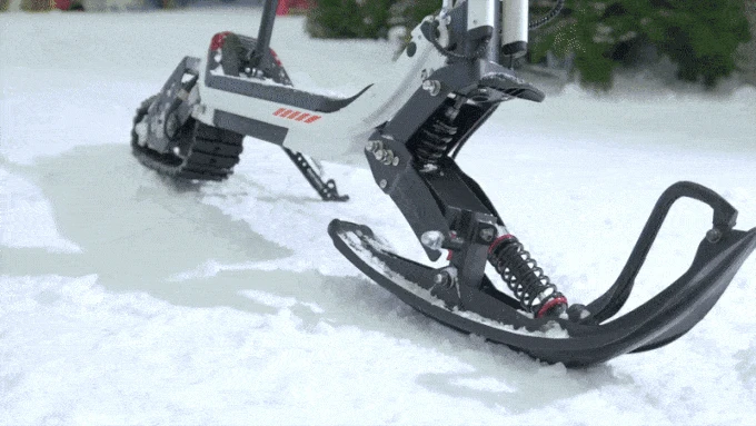 China Original Factory Winter Snow Electric Scooter Long Range 1500W Off-road Sandy Shore Scooter Grassland Electric Scooter