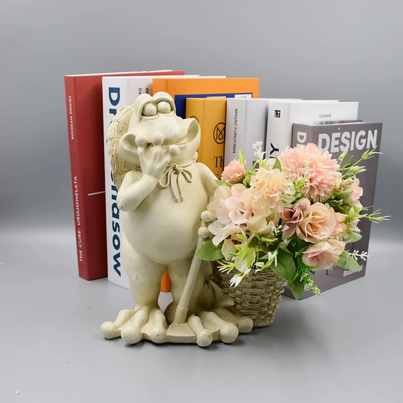
New Design Frog Plant Holder Garden Ornament Resin Animal Planter Flower Pot Planter 