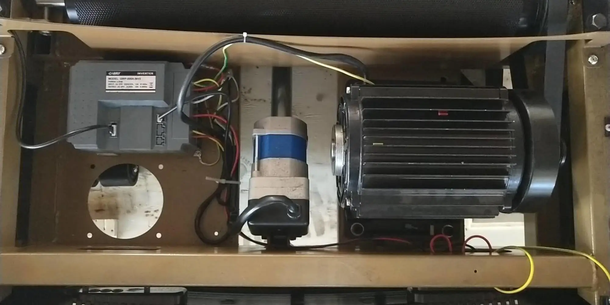 Commercial Gym Fitness Equipment Electric Motorized Treadmill With USB TV TFT Touch Screen