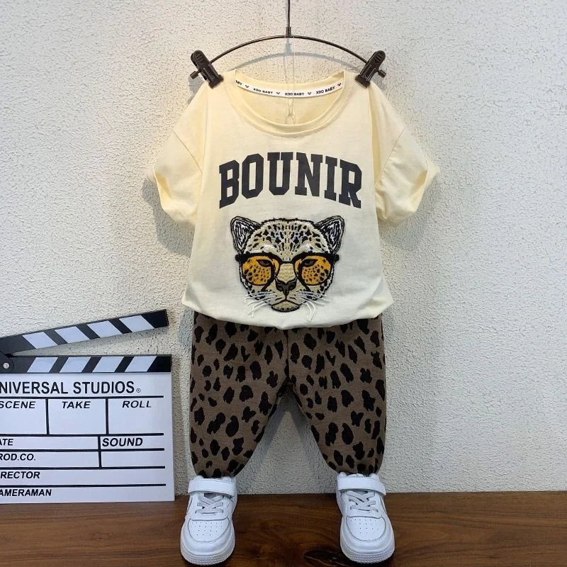 Wholesale Velvet Velour Cotton Set Baby Girls Fashionable Clothing Babies Clothings New Born Boys Girls Baby Dresses