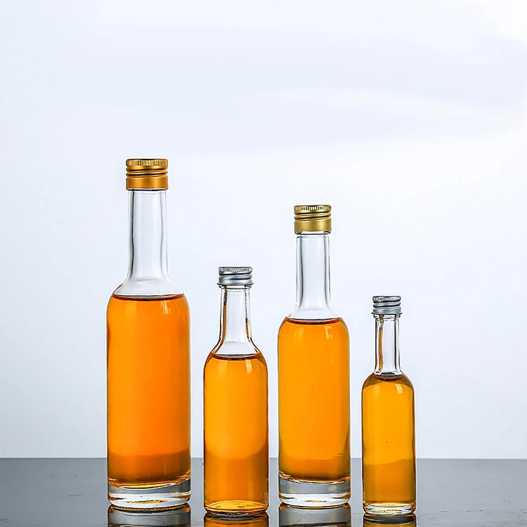 Direct Selling Long Neck 50ml 100ml 150ml 250ml  Factory Produced Clear Empty Mini Glass Liquor Beverage Wine bottle with lid
