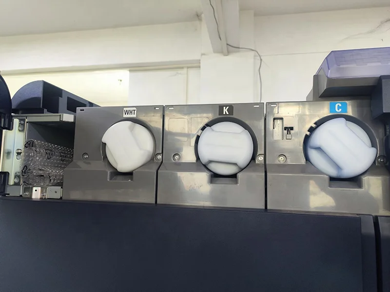 Новая конкурентоспособная модель для производственного принтера Xerox Iridesse с 6-цветным Тонер-картриджем
