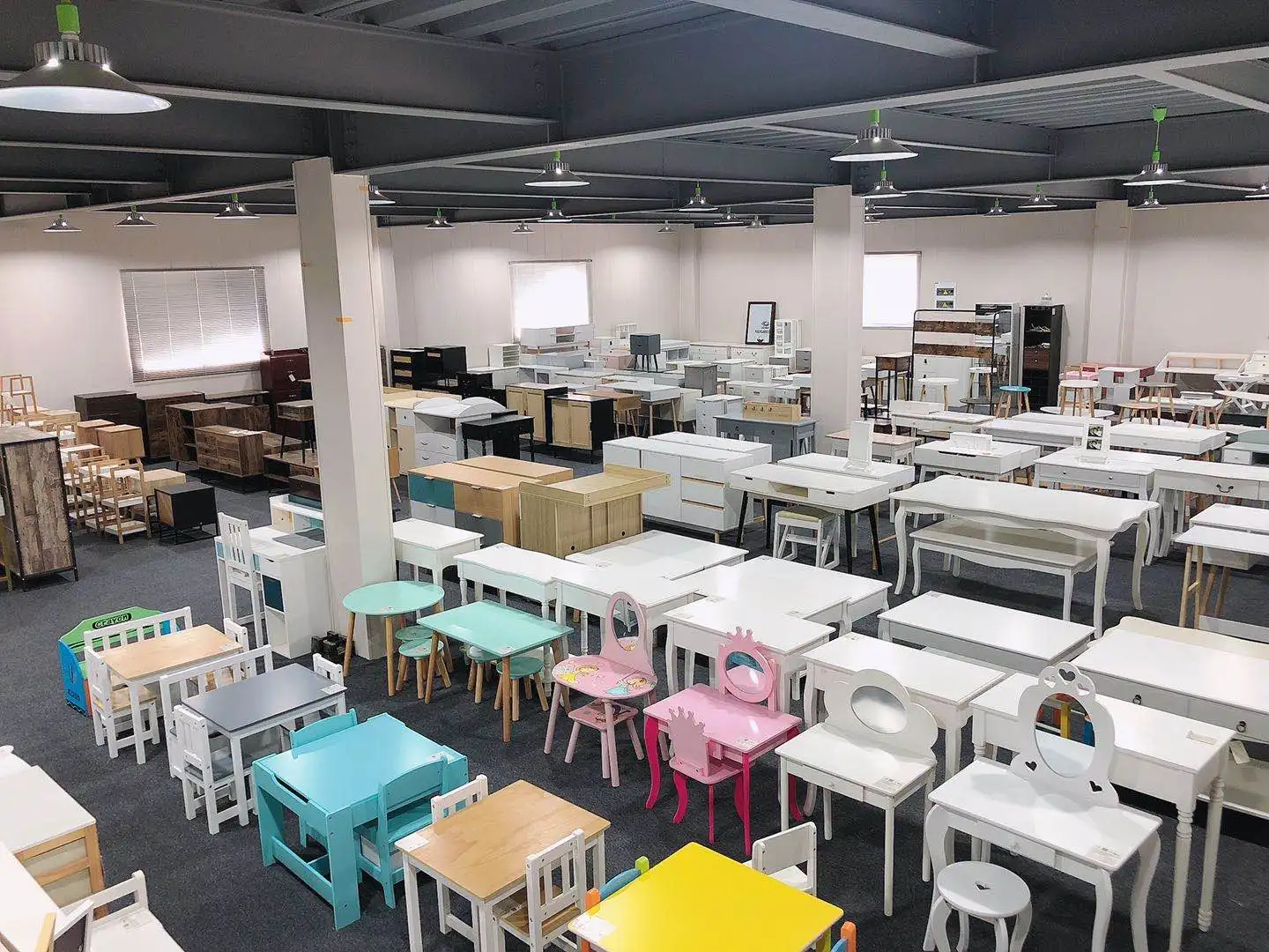 Metal Wood  Studying Table Office Desk With Storage Office Desk For Bedroom Home