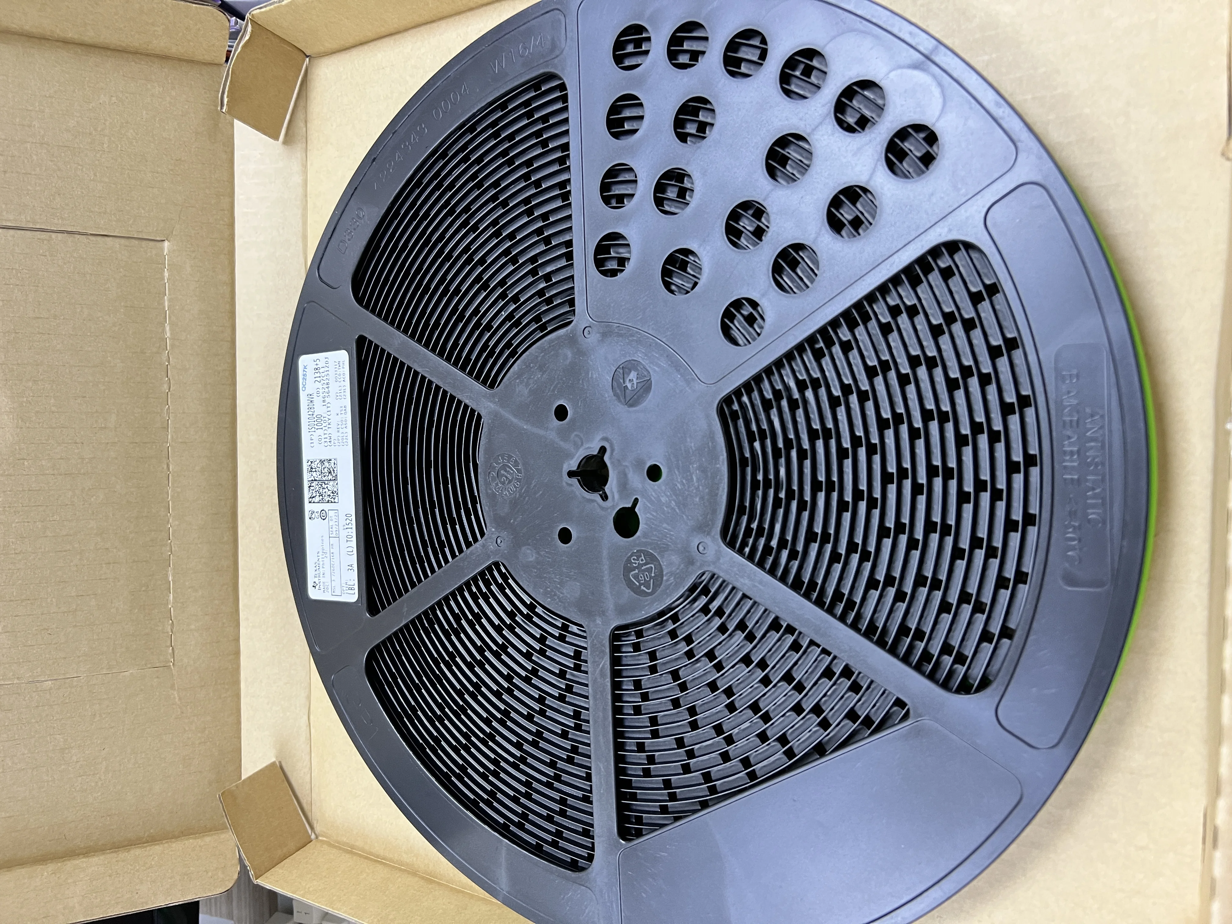 New Original Gigabit switch Network IC LQFP128 RTL8367 RTL8367S RTL8367S-CG