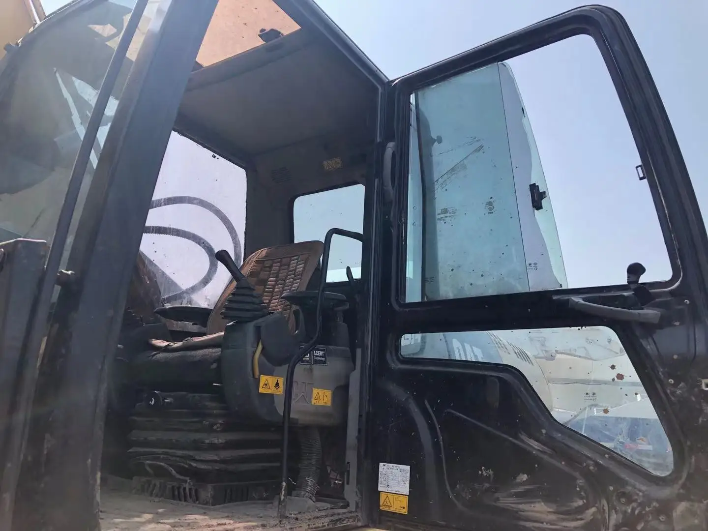  Оригинальный б/у экскаватор caterpillar 320d по низкой
