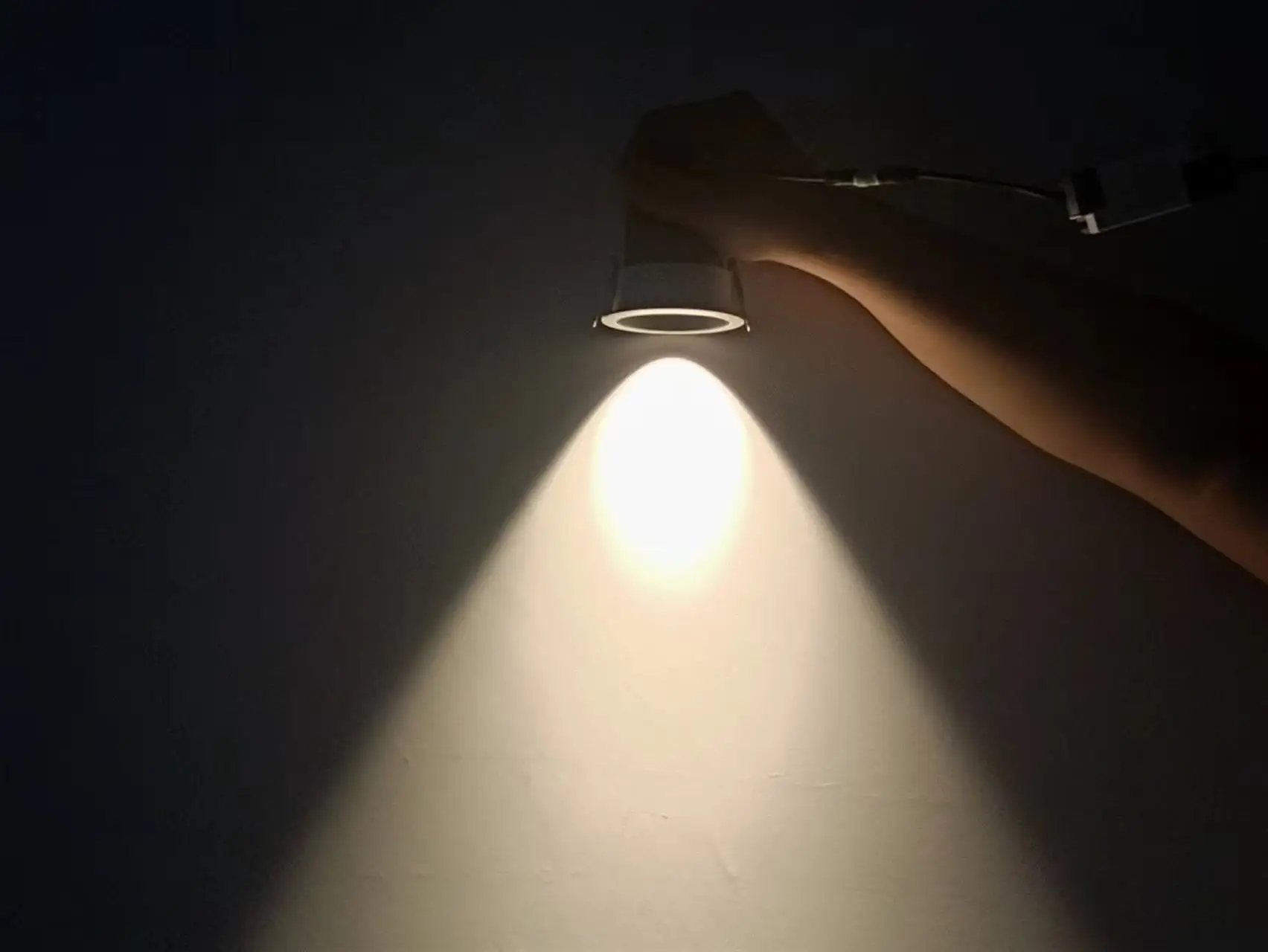 Indoor lighting Zigbee Wifi Cct Tuya Dimmable Color temperature RGB Smart Led Downlight