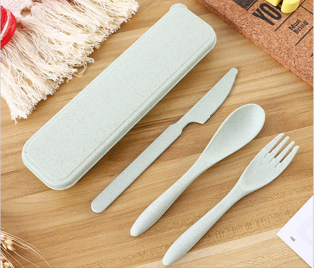 02 Reusable Plastic Fork Spoon Knife Set Portable Dishwasher safe Plastic Flatware Cutlery Set Custom