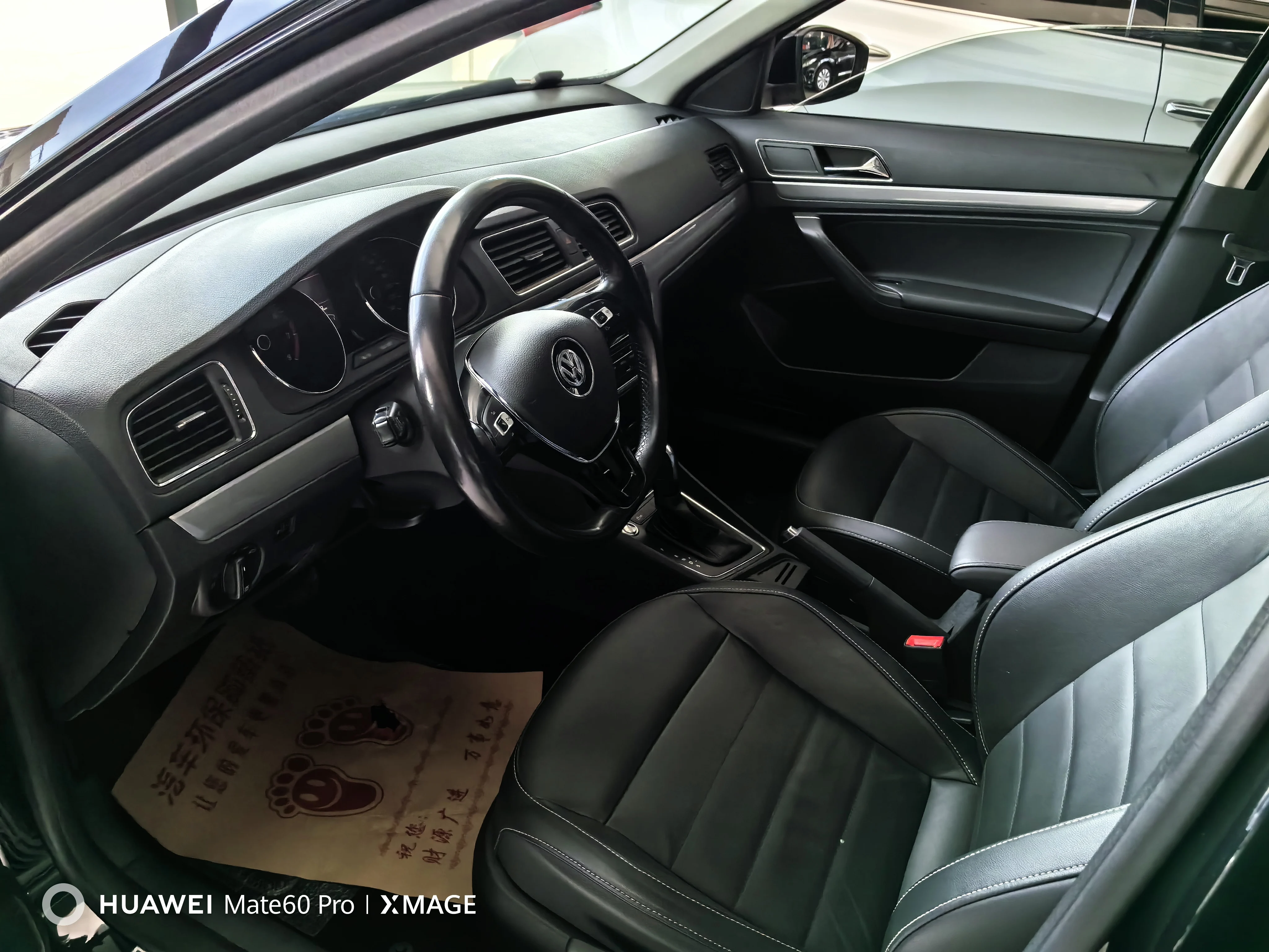 YK MOTORS China Used Car Volkswagen Lavida 2017 1.6L automatic comfort model For Sale