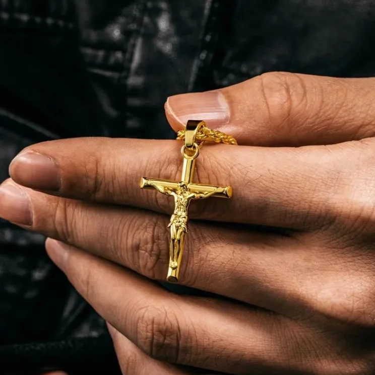 Yuying Gems Crucifix Cross Christian Pendant Necklace in 14K Gold