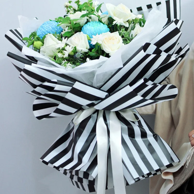 Spot Wholesale New Flower Wrapping Paper Korean Bouquet Material Waterproof Wrapping Paper Vertical Stripe Fog Face Paper