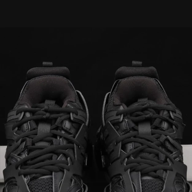 High Quality Track 3.0 Sneakers Fashion Trend Famous Brand Track LED Shoes Man And Women Sneakers