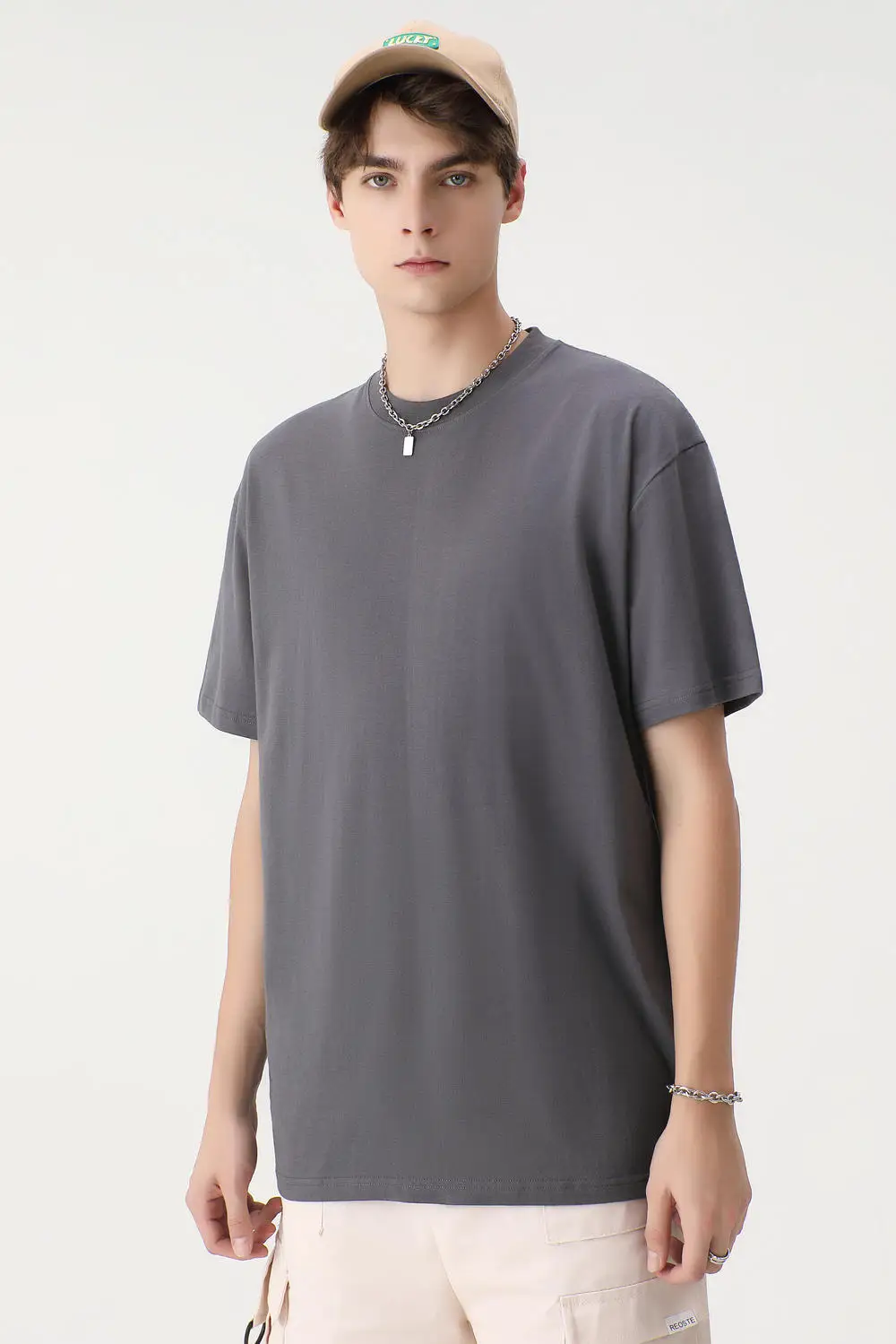 MT2352 Clothes Manufacturer Supply Unisex 220 gsm 100% Cotton T Shirts Regular Fit Men T-Shirt