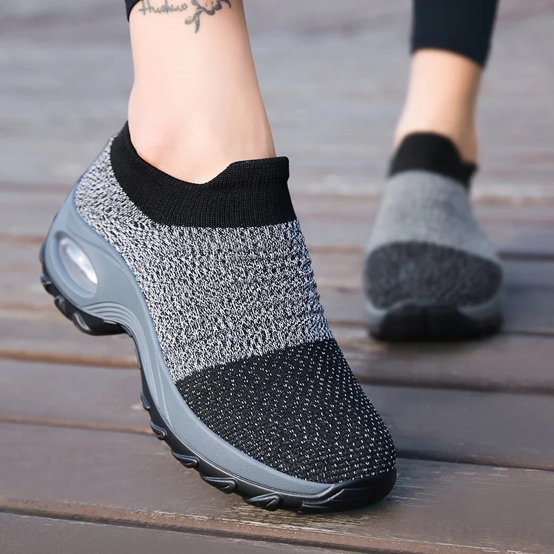 
Sports Shoes Fashion Sneaker Casual Summer New Design Low Price Flat Ladies Socks Breathable Women Sneakers 