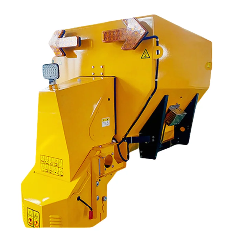 Car mounted small snow melting agent spreader highway salt melting equipment snow road salt melting machine