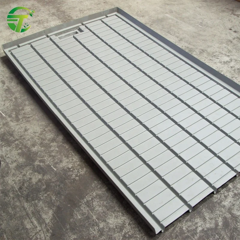 ebb tray with the flow ec and ph growing tables