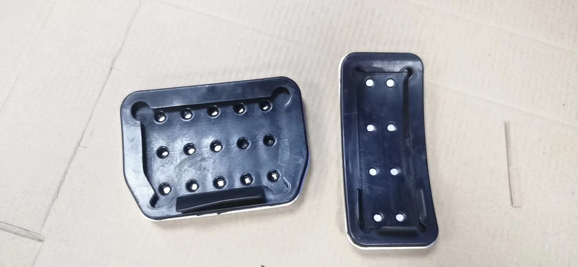 2021 Model Y Model 3 Aluminum Brake Accelerator Pedal Pads Cover For Tesla M3 MY