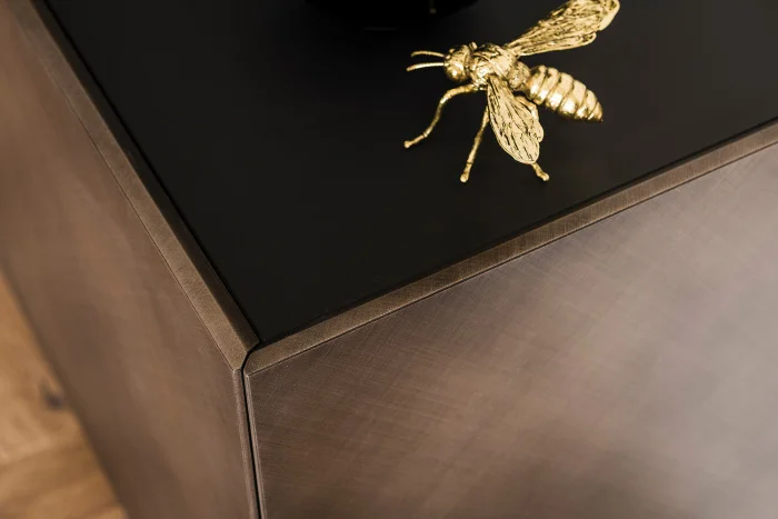 Italian designer Villa light luxury solid wood dining room side cabinet modern and minimalist sideboard